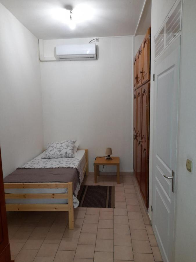 Chez Lucile Et Gilbert Apartment Bouillante Ngoại thất bức ảnh